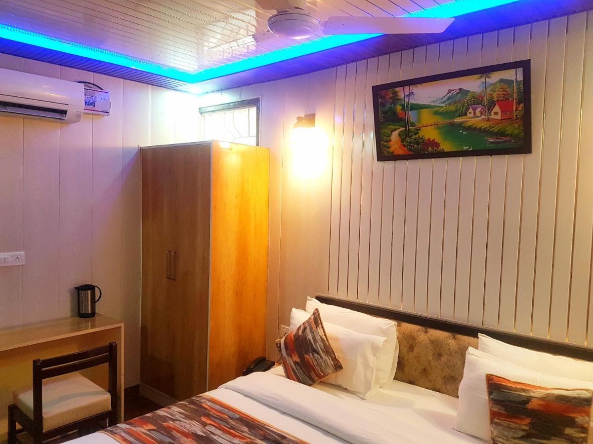 Hotel Bamboo Castle Τζαϊπούρ Εξωτερικό φωτογραφία