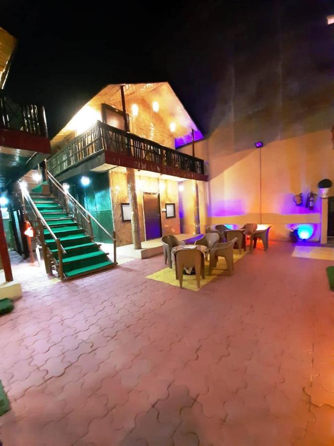 Hotel Bamboo Castle Τζαϊπούρ Εξωτερικό φωτογραφία