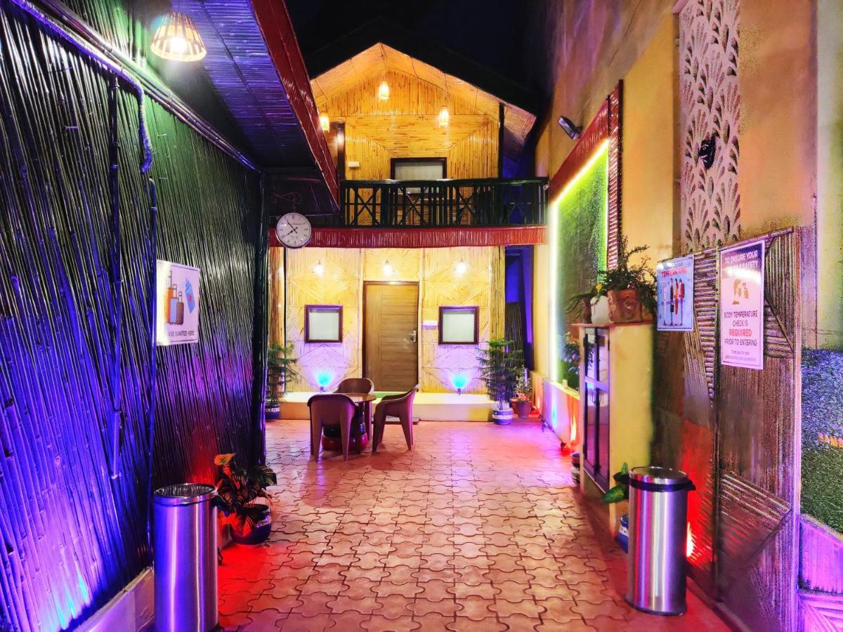 Hotel Bamboo Castle Τζαϊπούρ Εξωτερικό φωτογραφία