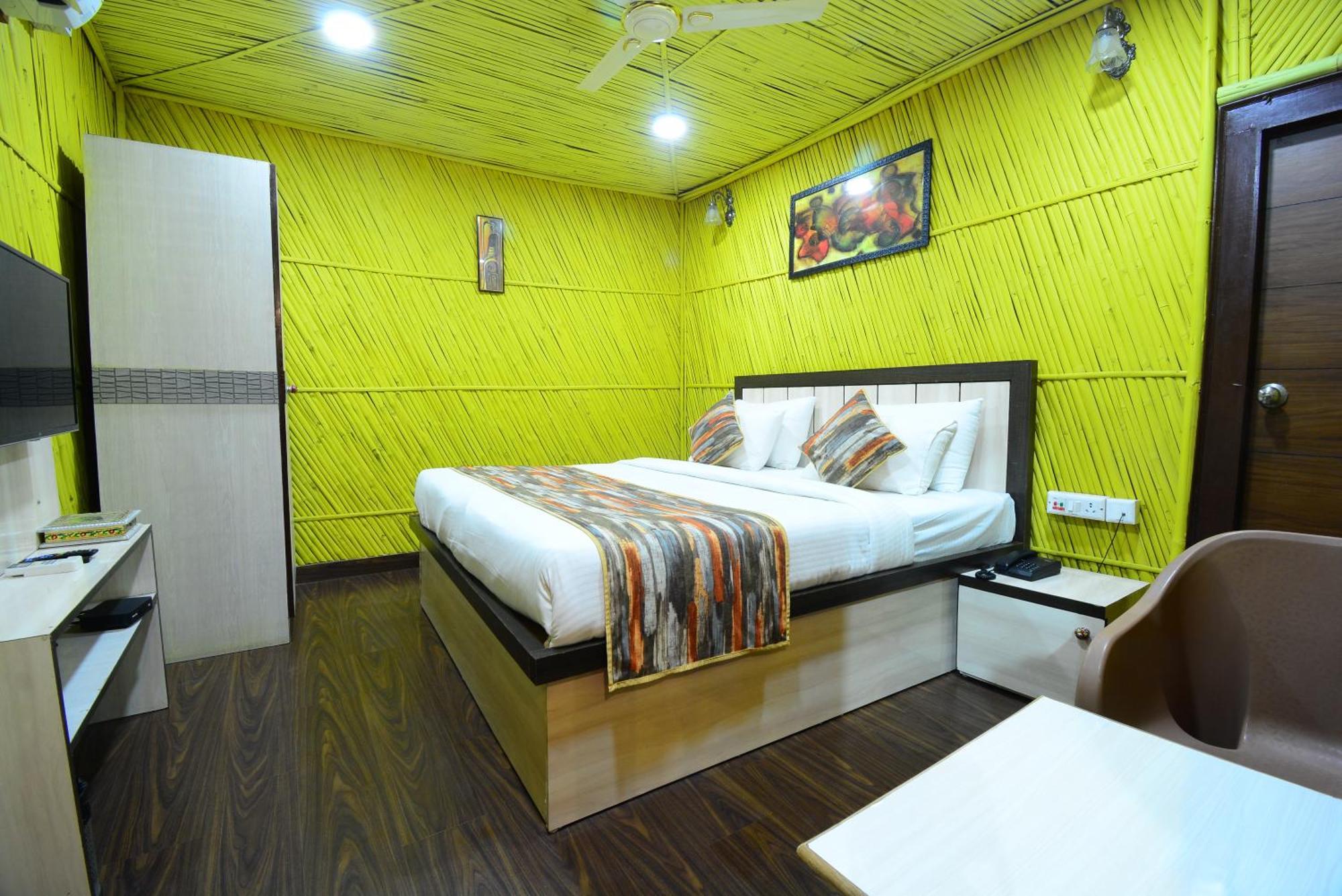 Hotel Bamboo Castle Τζαϊπούρ Δωμάτιο φωτογραφία